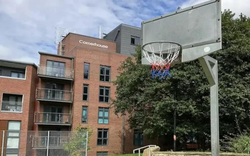 Corner House In Sheffield Apartment Екстериор снимка