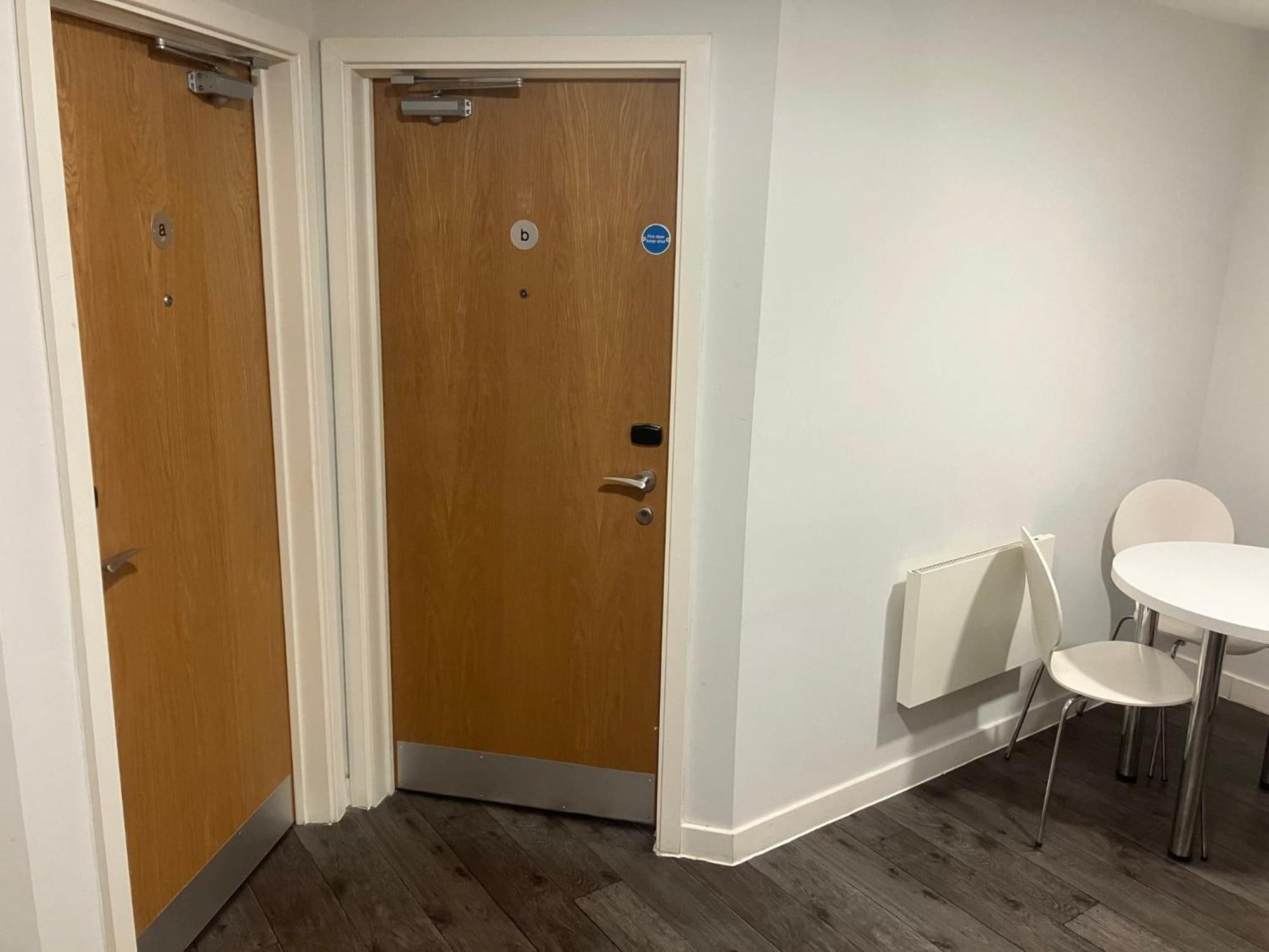 Corner House In Sheffield Apartment Екстериор снимка